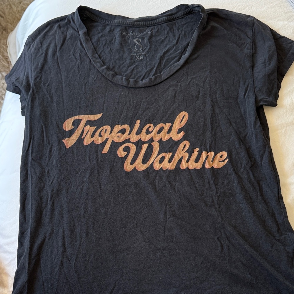 Fighting Eel Black and Tan Graphic Tee